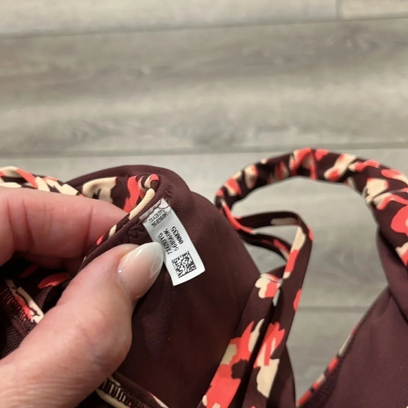 OFFLINE by Aerie plunge sports bra small - Picture 4 of 5